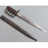 Trench knuckle duster dagger marked US 1918, L43cm, blade 32cm