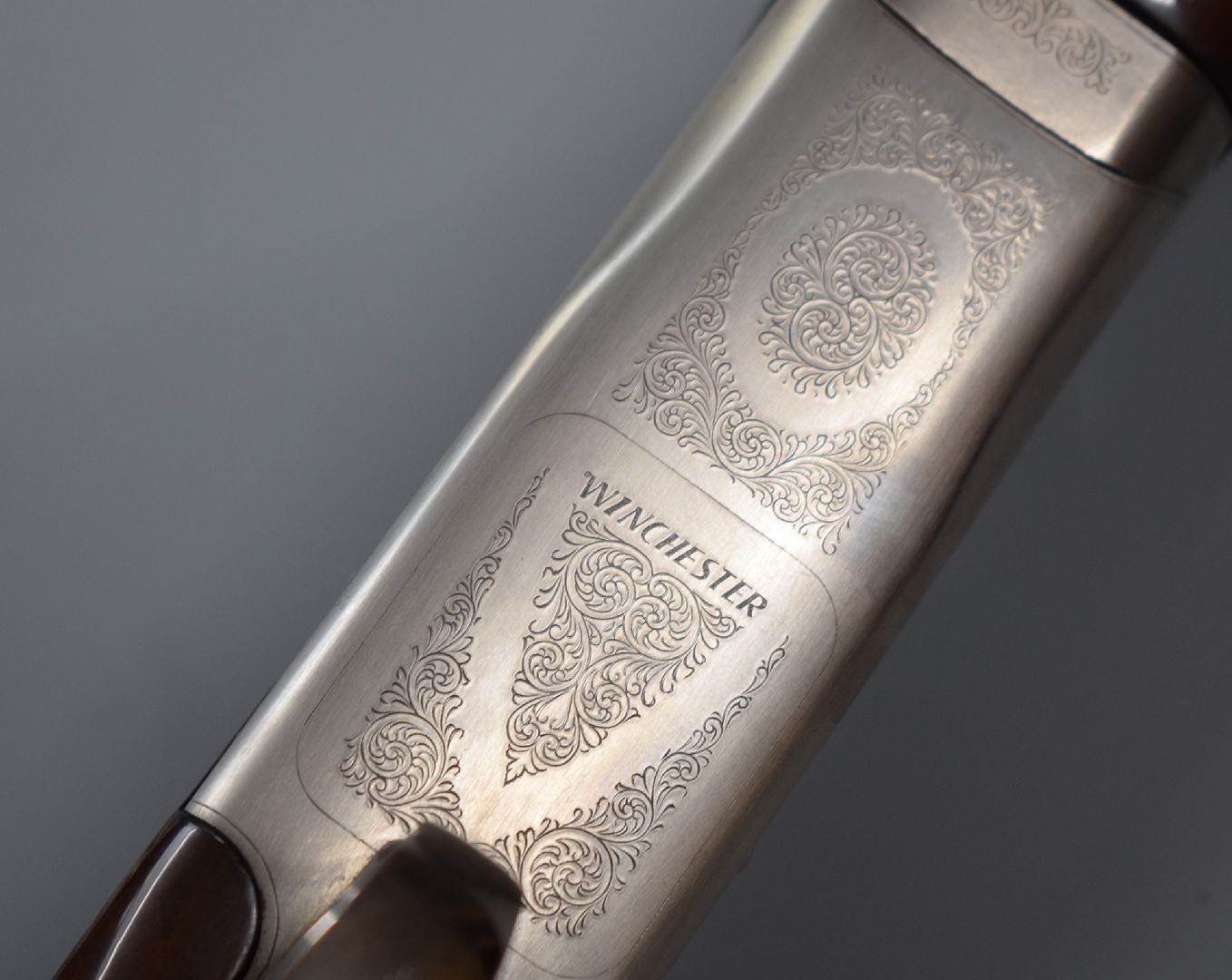 Winchester 5000 Field 12 bore over and under shotgun with engraved locks and trigger guard, single - Image 8 of 8