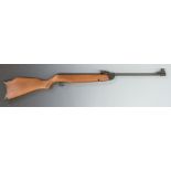Webley Hawk Mk II air rifle with .177 and .22 barrels, chequered grip, raised cheek piece and