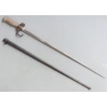 French Lebel 1886 pattern bayonet, stamped 3640 to downswept quillon and round button catch, with