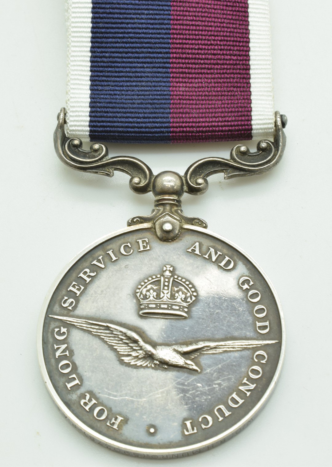 Royal Air Force Long Service and Good Conduct Medal named to Warrant Officer R H Munro 590378 RAF - Image 2 of 5