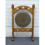 Victorian oak Gothic Revival dinner gong with pierced decoration, W58 x D30 x H95cm