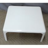 Artemide Milano Studio model 70 retro/mid century modern moulded plastic coffee table, W70 x D70 x