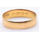 A 22ct gold wedding band/ ring, Birmingham 1910, 3.7g, size S