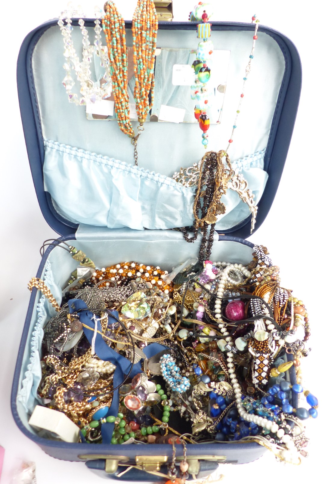 A collection of costume jewellery including vintage earrings, paste buckle, crystal beads etc - Image 2 of 7