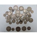 Approximately 225g of post 1920 silver coinage together with 46.5g of pre-1920 coinage