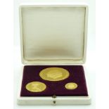 Winston Churchill limited edition commemorative 18ct gold three-coin set with cameo profile portrait