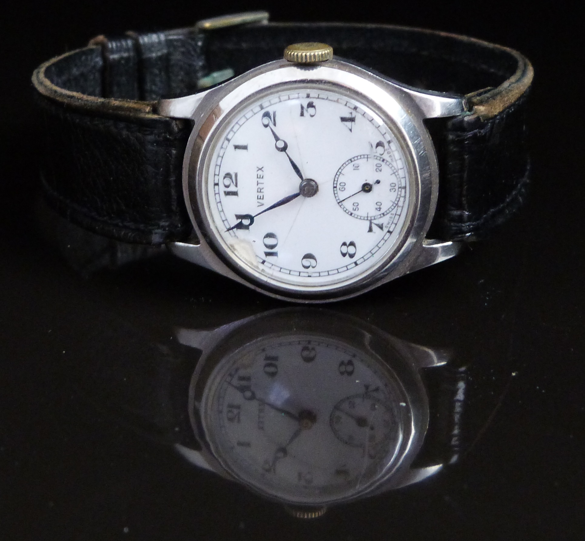 Three gentleman's wristwatches comprising Vertex with blued hands, black Arabic numerals and white - Image 7 of 7
