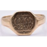 A 9ct gold signet ring, 3.1g, size O/P