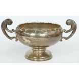 Goldsmiths & Silversmiths Co Ltd George V hallmarked silver twin handled pedestal presentation