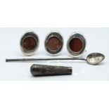 Hong Kong white metal sundae spoon marked Sterling, length 19.5cm, three small photograph frames