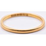 A 22ct gold wedding band/ ring, 1.9g, size O