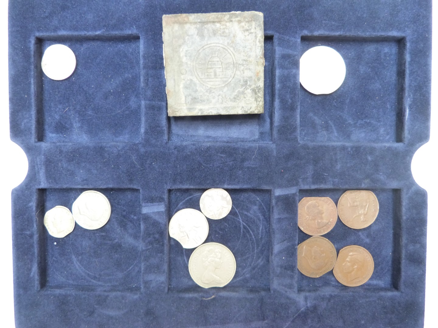 A collection of various coins with errors, mis-strikes, 'spy cut out' examples, flaws, blanks etc, - Image 3 of 4