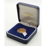 2000 Elizabeth II gold full sovereign in case, VF