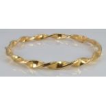 A 9ct gold twist bangle, 4.0g