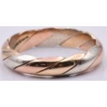 A 9ct gold tri-coloured ring, 3.9g, size N