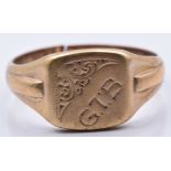 A 9ct gold signet ring, 4.2g, size R