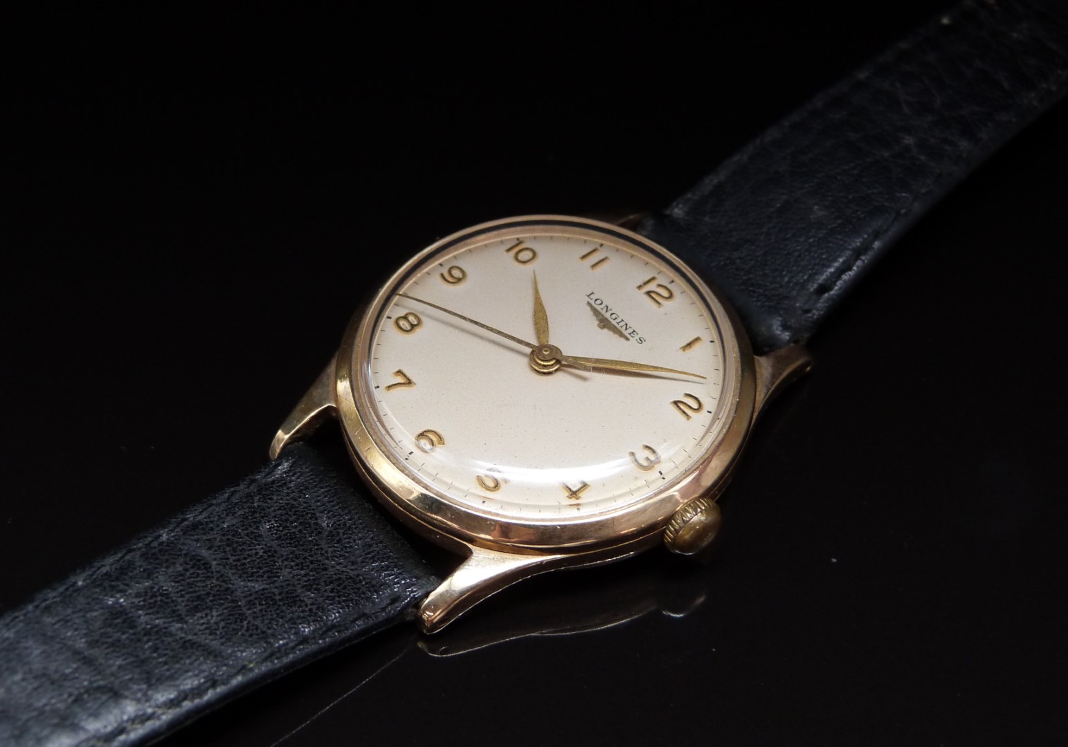 Longines 9ct gold gentleman's wristwatch ref. 13322 with gold hands and Arabic numerals, champagne - Image 6 of 7