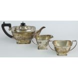 Selfridge & Co Ltd Edward VIII hallmarked silver three piece tea set, Birmingham 1936, length of