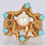 A 9ct gold ring set with a pearl and turquoise, 7.5g, size O