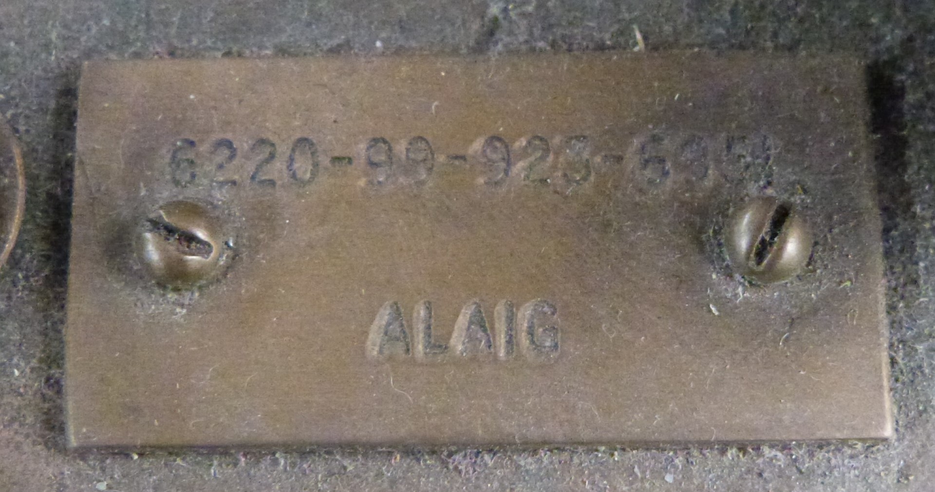 Bronze emergency navigation light for a submarine with impressed 'Alaig' and 6220-99-925-6951, - Image 3 of 3