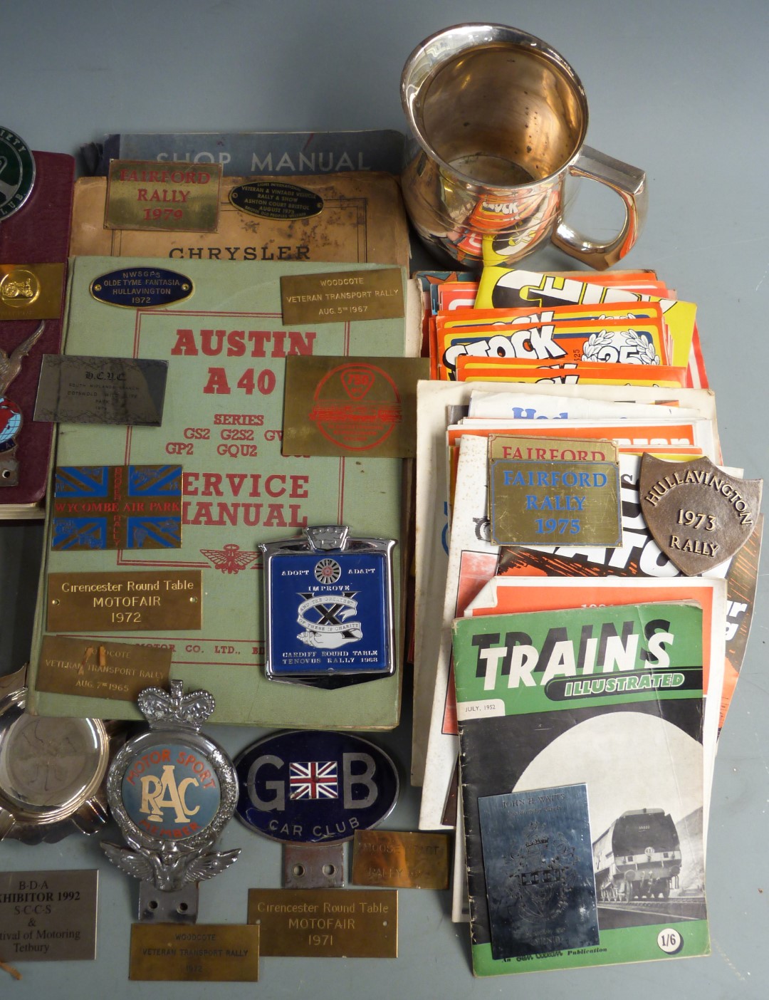 Motoring collectables including Cheltenham, Bristol, 750, RAF and RAC car badges, Castrol marshal' - Image 4 of 5