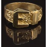 A 9ct gold gentleman's buckle ring, size 4, 11.2g