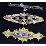 Victorian 9ct gold brooch with applied decoration, Victorian 9ct gold brooch with glass