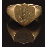 A 9ct gold signet ring, size R, 7.6g