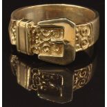 A 9ct gold gentleman's buckle ring, size 4, 11.2g