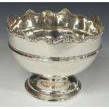 George V hallmarked silver Monteith with scrolling shell decoration, Sheffield 1912, maker James