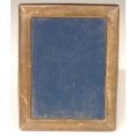 Modern hallmarked silver photograph frame to suit 7 x 5 inch photo, with easel back