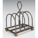 George V hallmarked silver five bar toast rack, Sheffield 1911, maker William Hutton & Sons Ltd,