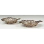 Pair of Walker & Hall Victorian hallmarked silver pierced and embossed bonbon dishes, raised on four