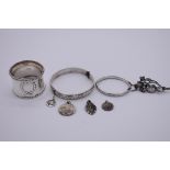 A small parcel of sterling silver and other items, 51g weighable. (8)