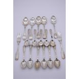 A set of six 19th century Scottish provincial silver fiddle pattern teaspoons, by Jon Urquhart, (