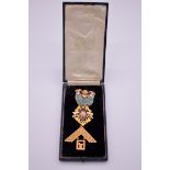 A cased gold and coloured enamel Masonic medal, 'The Reading Lodge of Union No. 414', hallmarked