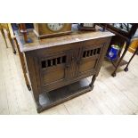 A 1920s oak hutch, 91cm wide.