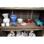 A mixed group of ceramics, to include a Brannam pottery vase, 14cm high; and a Carlton ware 'Rouge