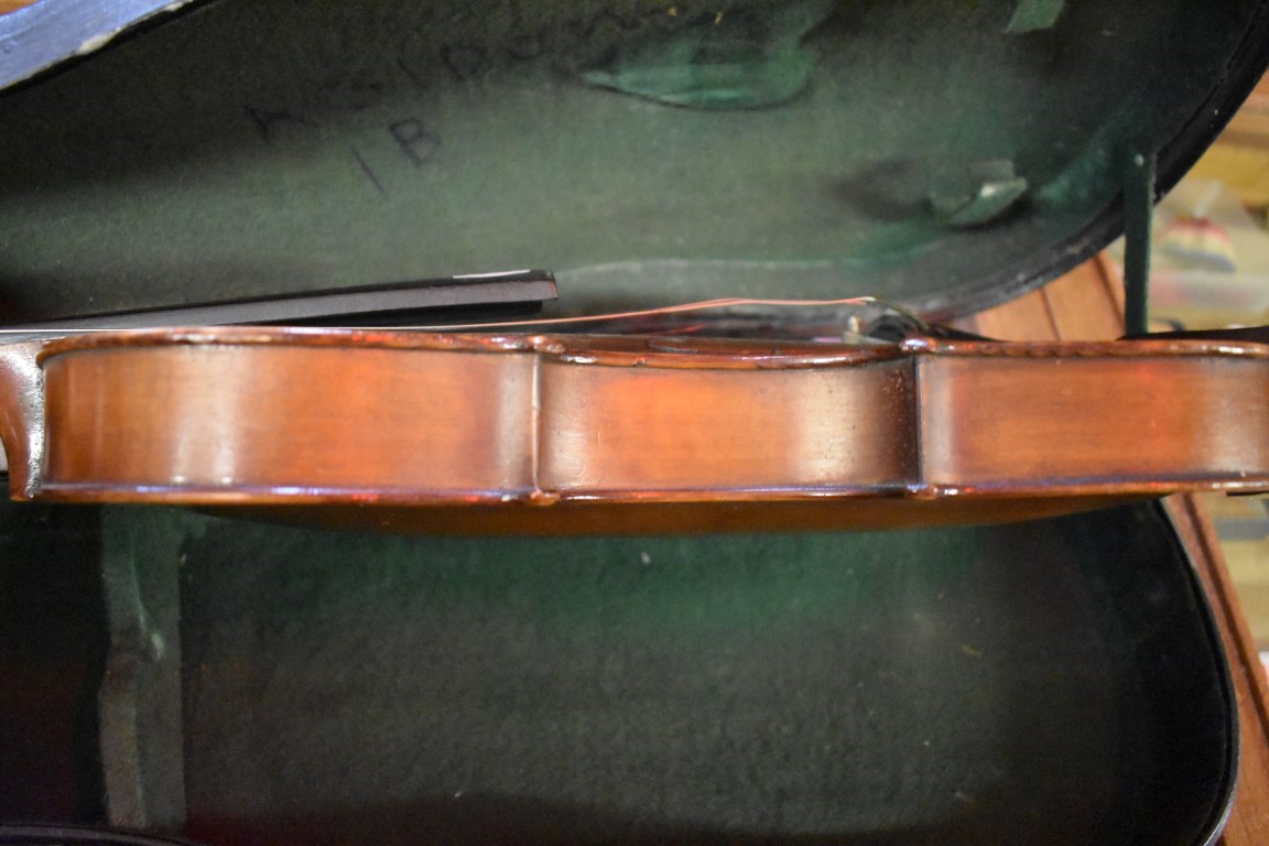 An antique Continental violin, with 14in back, with case and bow. - Image 3 of 15