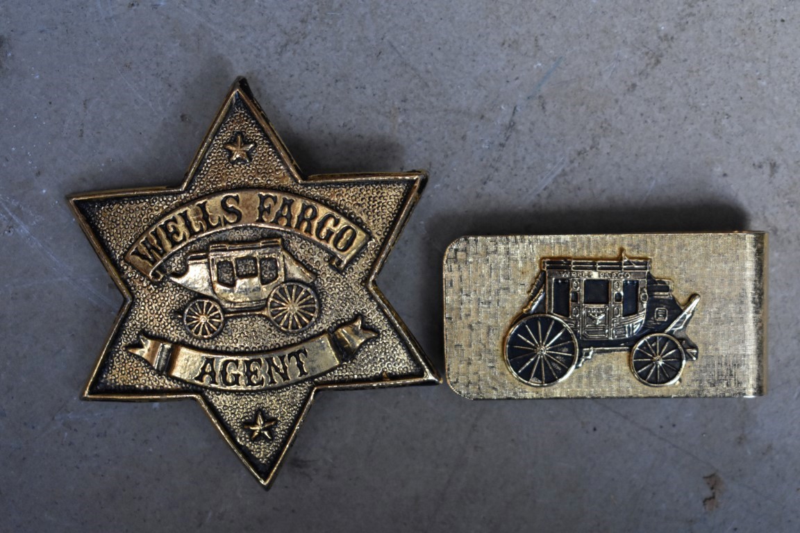 A small group of Wells Fargo commemorative items, to include a stagecoach and six glasses. - Image 4 of 4