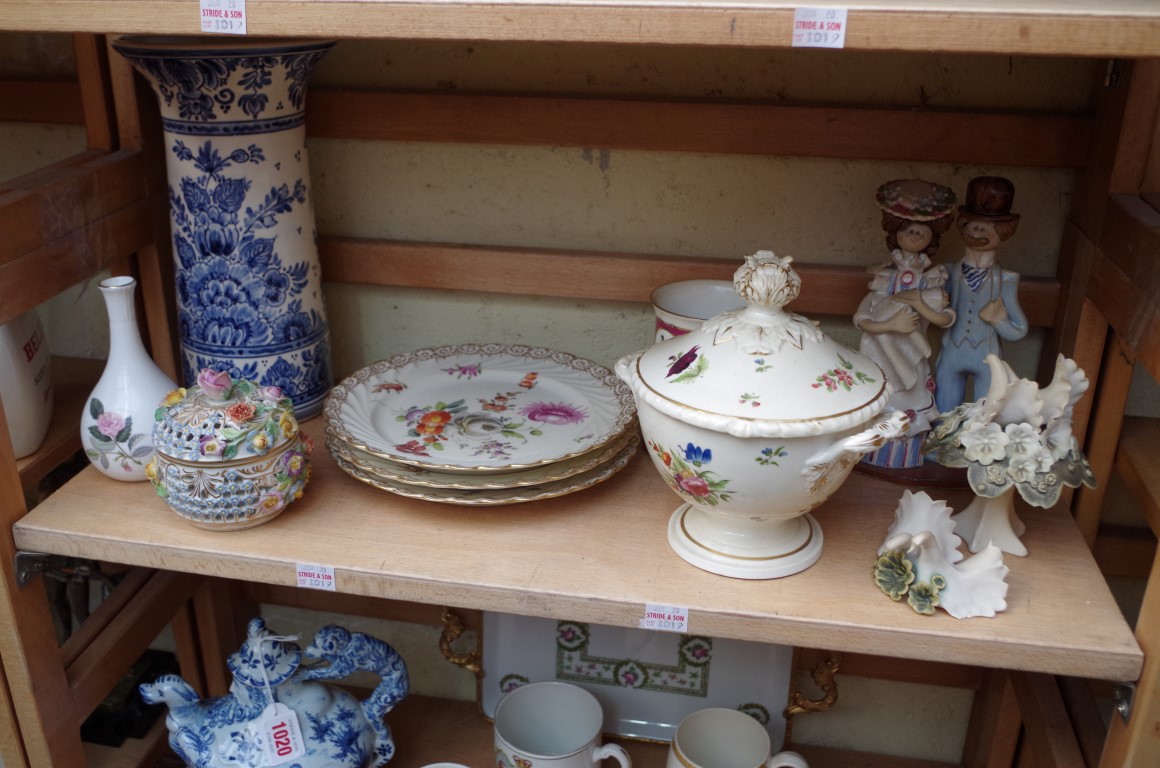 A mixed group of 19th century and later English and Continental ceramics, to include: a Rye - Image 7 of 16