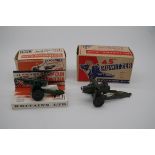 A Britains '4.5" Howitzer', set 9725, boxed; together with a Britains '25 Pounder Gun Howitzer',