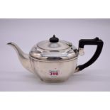 A silver teapot, by Marson & Jones, Birmingham 1933, 477g gross.