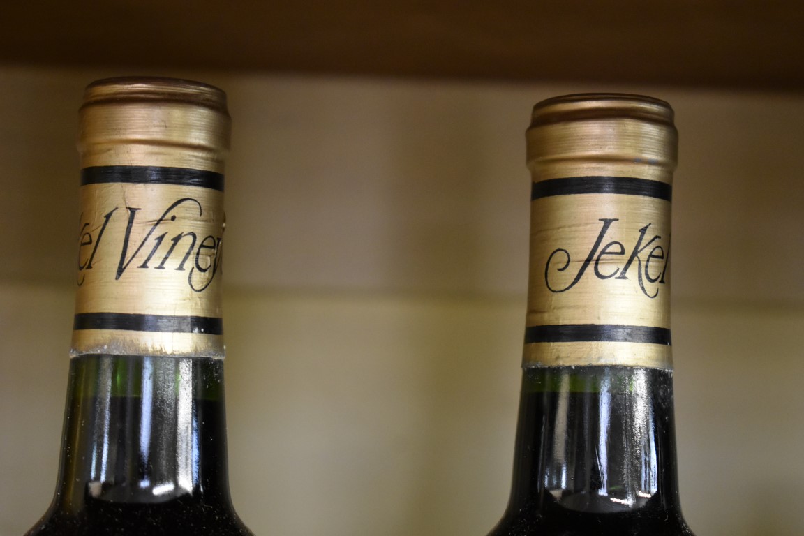 Two 75cl bottles of Jekel Home Vineyard, 1979, California. (2) - Image 3 of 3