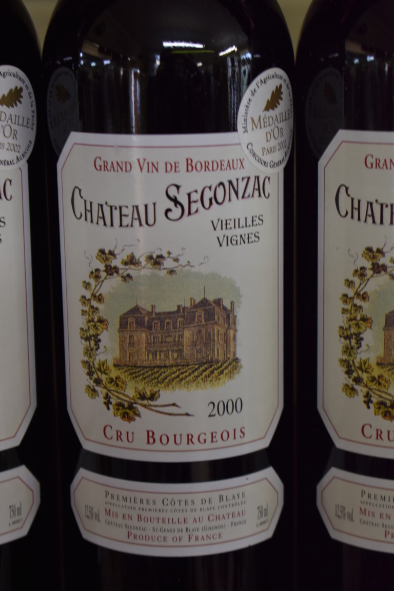 Six 75cl bottles of Segonzac vieilles vignes, 2000, Cotes de Blaye. (6) - Image 2 of 4