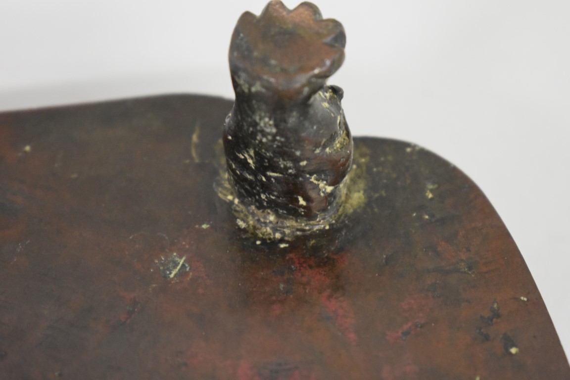 WITHDRAWN FROM SALE An unusual Chinese bronze shallow censer or vessel. - Image 4 of 4