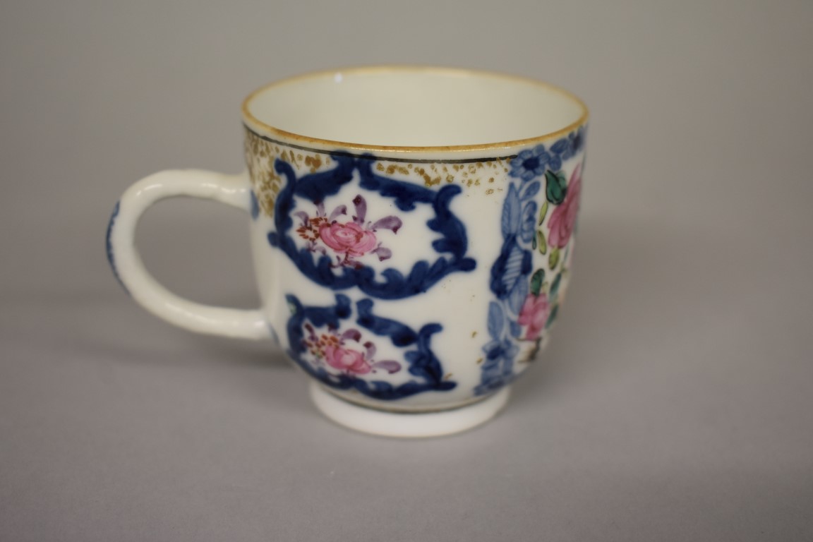 A mixed group of Chinese porcelain and works of art, 18th century and later, to include: an - Image 36 of 50