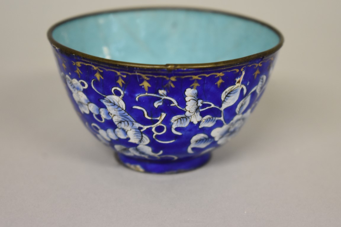 A mixed group of Chinese porcelain and works of art, 18th century and later, to include: an - Image 28 of 50