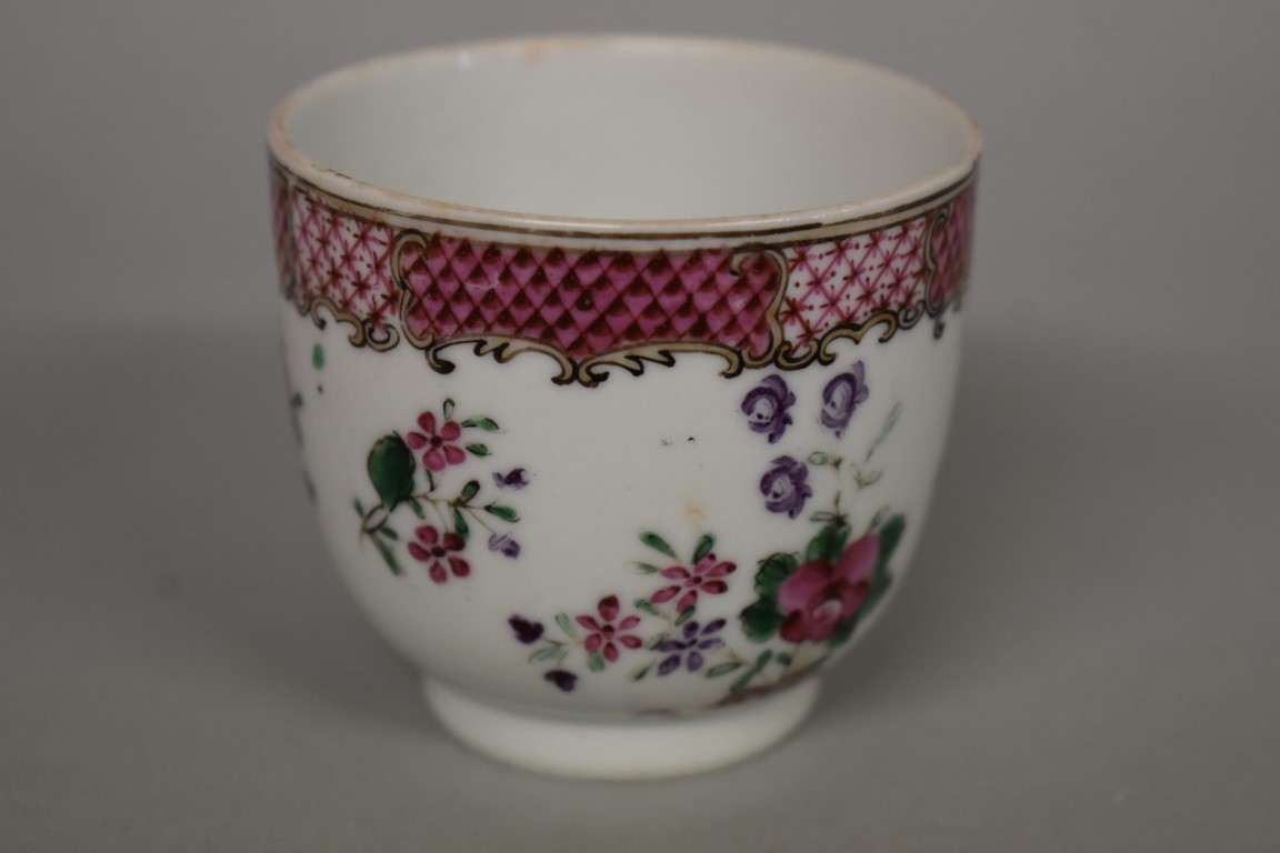 A mixed group of Chinese porcelain and works of art, 18th century and later, to include: an - Image 19 of 50